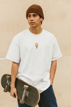 "Gelato Italiano Dessert" Oversized Shirt – White worn